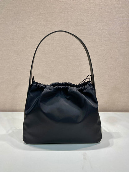 大型巾着バッグ 37インチ ブラック RE-NYLON