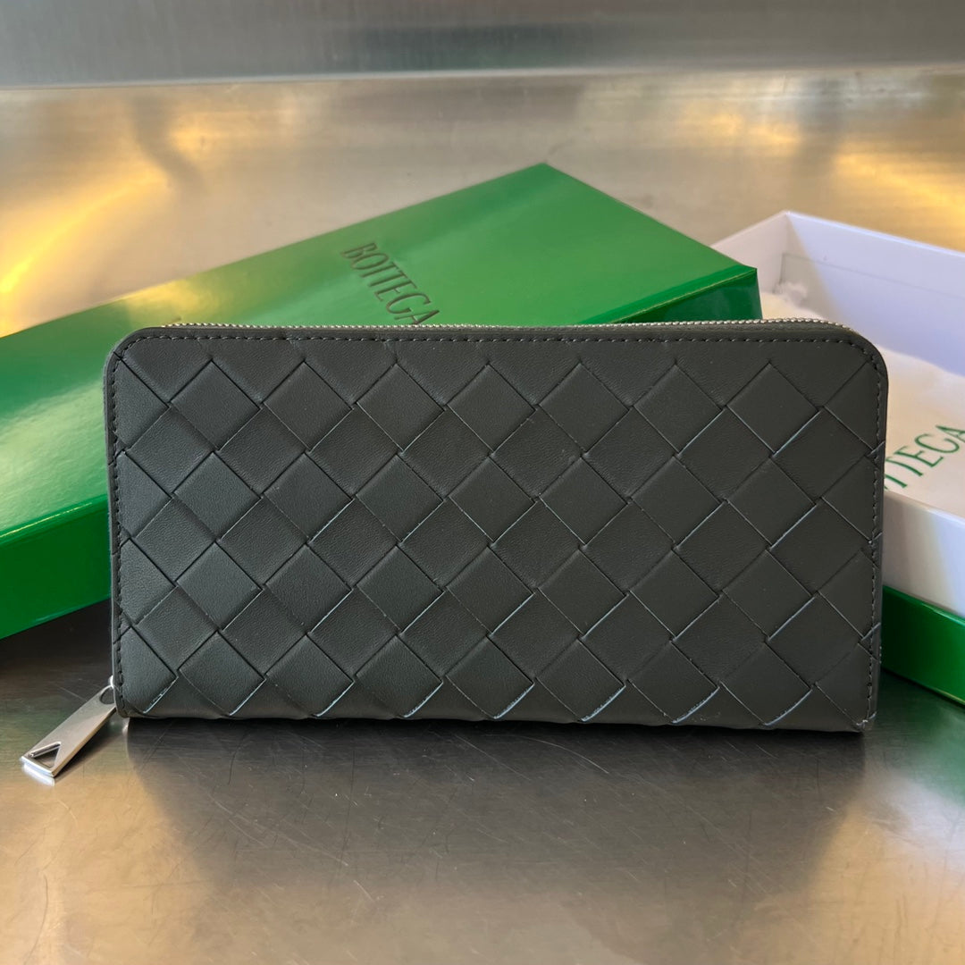 PORTEFEUILLE INTRECCIATO 19 EN CUIR DE VEAU NOIR