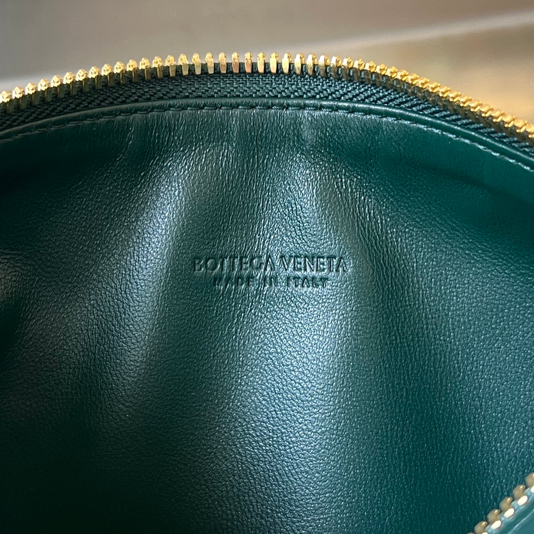 SAC WALLACE 22 EN CUIR DE VEAU VERT FONCÉ