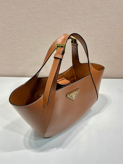 SAC CABAS 28 EN PEAU DE MOUTON MARRON CANNELLE LOGO DORÉ