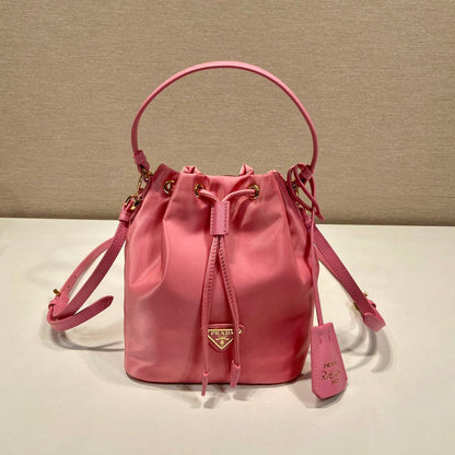 バケットバッグ 19インチ キャンディピンク REナイロン＆サフィアーノレザーハンドル