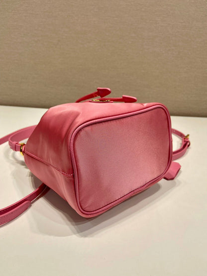 バケットバッグ 19インチ キャンディピンク REナイロン＆サフィアーノレザーハンドル