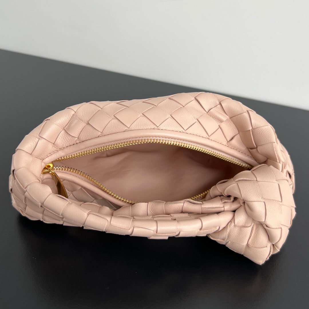 MINI JODIE 28CM EN CUIR D'AGNEAU ROSE CLAIR