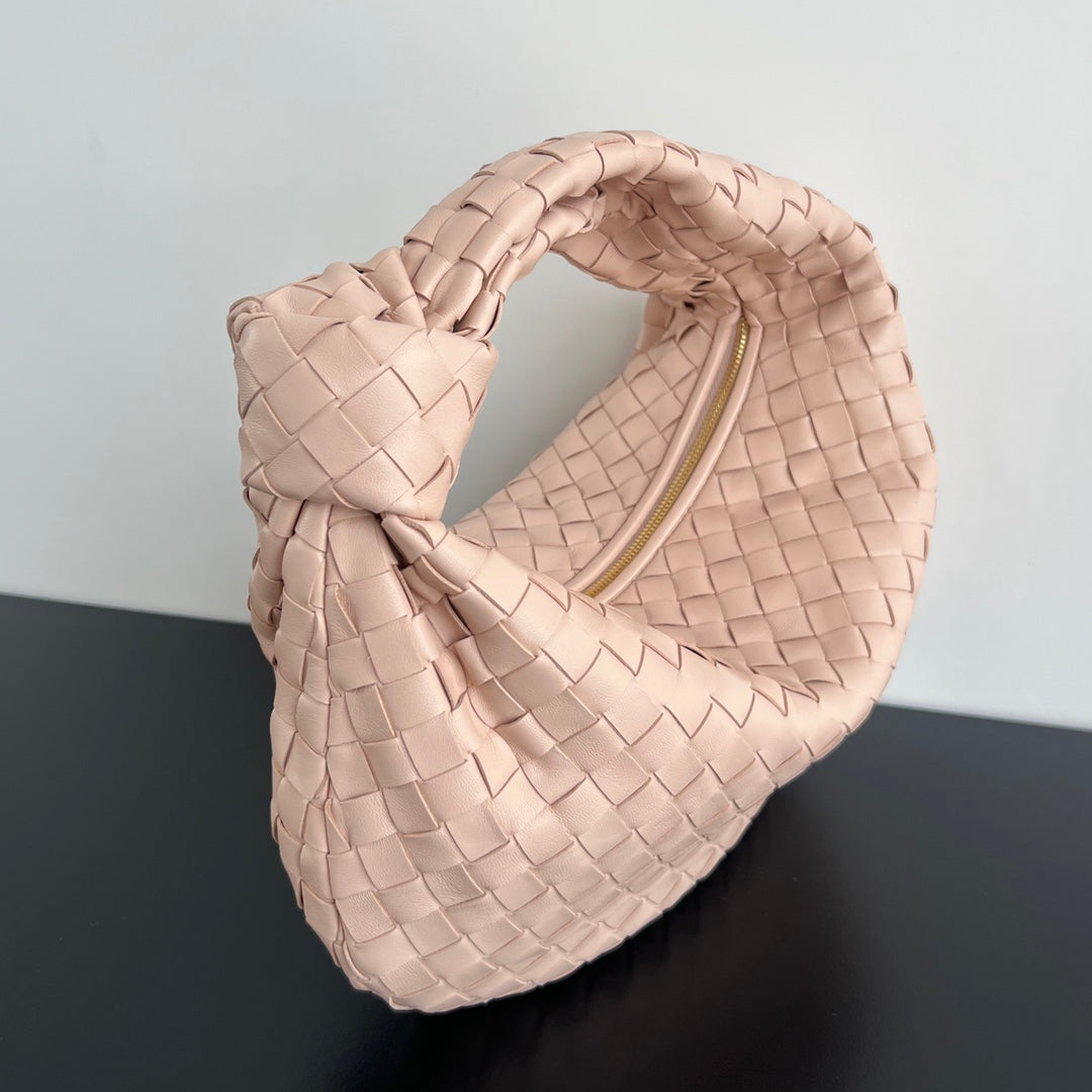 MINI JODIE 36 CM EN CUIR D'AGNEAU ROSE CLAIR