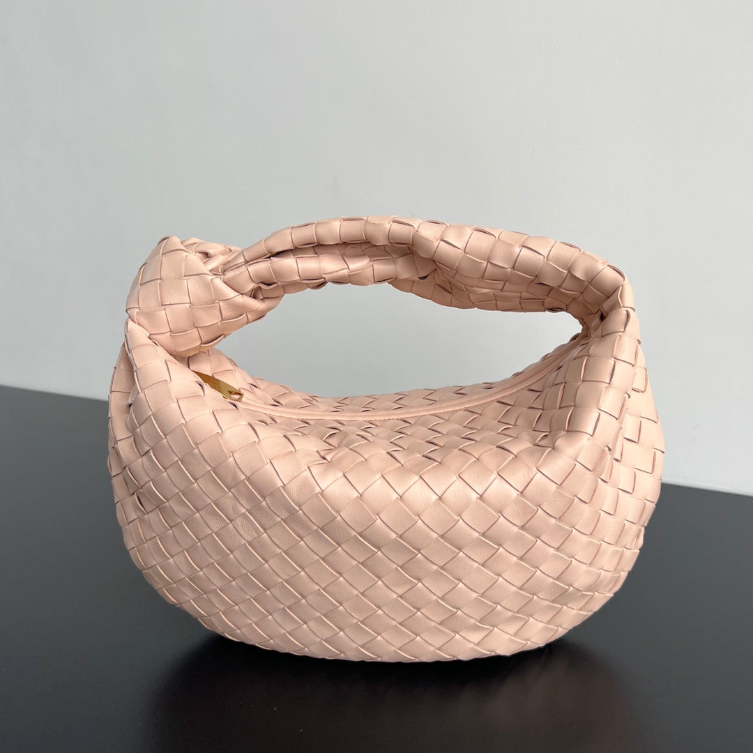 MINI JODIE 36 CM EN CUIR D'AGNEAU ROSE CLAIR