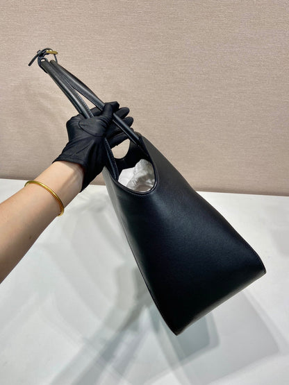 SAC CABAS ÉLÉGANT 40 EN CUIR DE VEAU LISSE NOIR