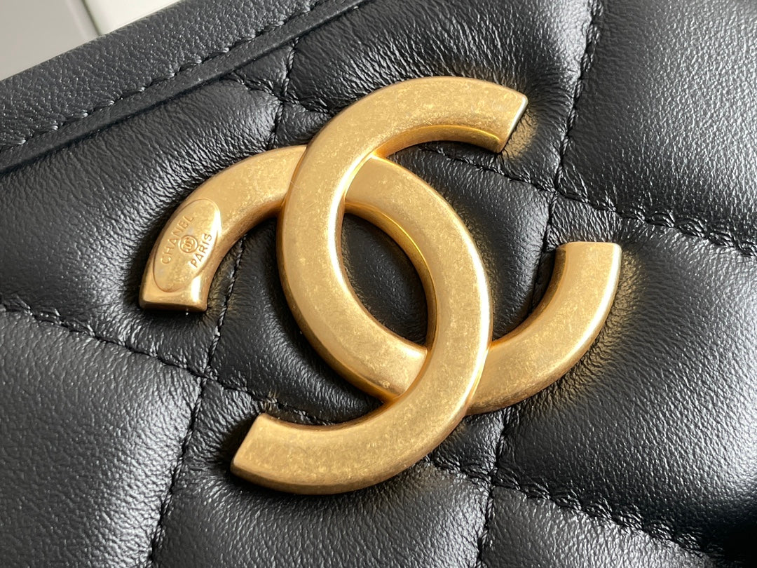 cc 24s 24cm ホーボーバッグ ブラックカーフスキン ゴールド金具