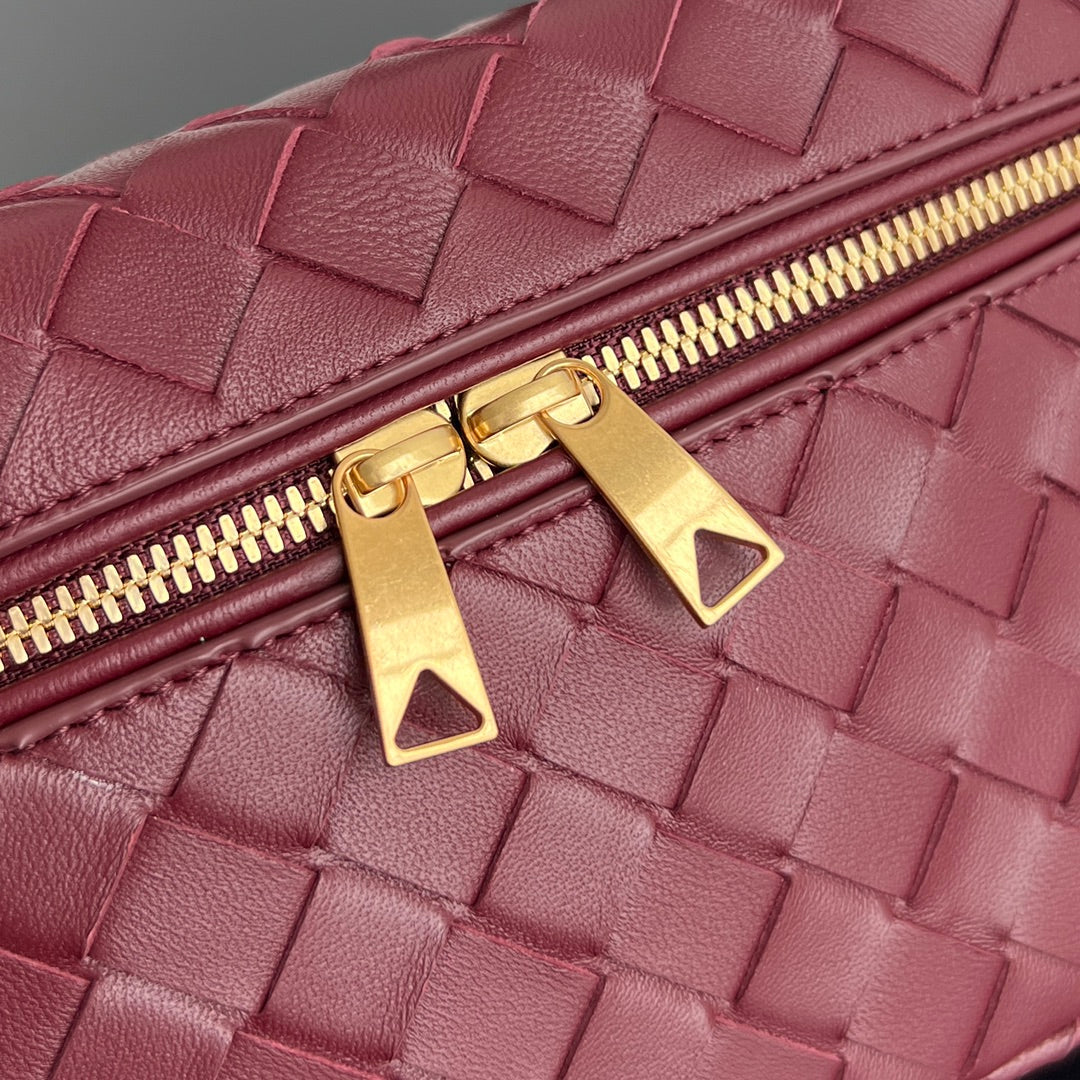TROUSSE DE VANITY BANG BANG 22 EN CUIR DE VEAU ROUGE BORDEAUX