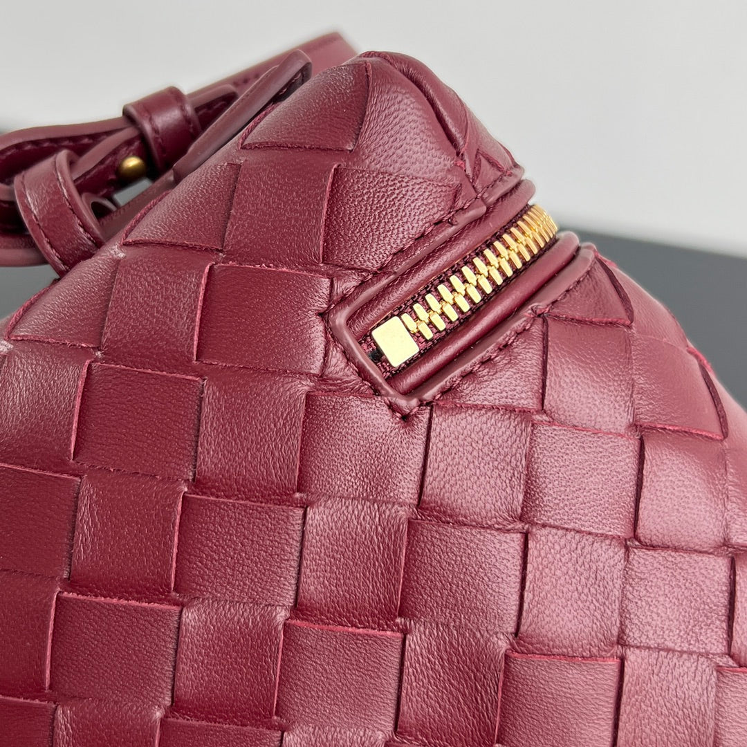 TROUSSE DE VANITY BANG BANG 22 EN CUIR DE VEAU ROUGE BORDEAUX