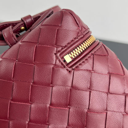 TROUSSE DE VANITY BANG BANG 22 EN CUIR DE VEAU ROUGE BORDEAUX