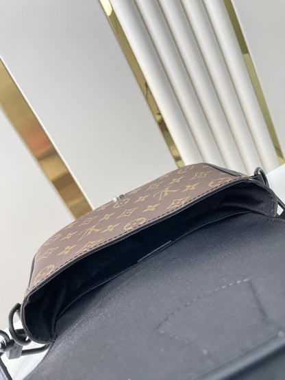 SAC MONTSOURIS MESSENGER PM 20 EN TOILE MONOGRAMME MARRON