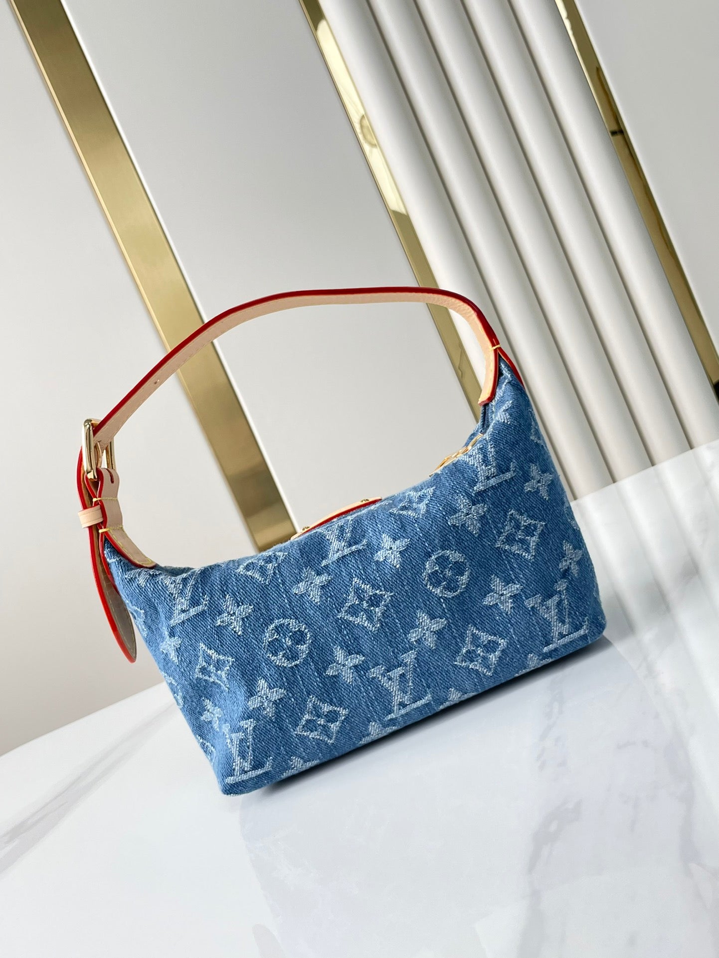 POCHETTE HILLS 18 EN DENIM MONOGRAMME BLEU