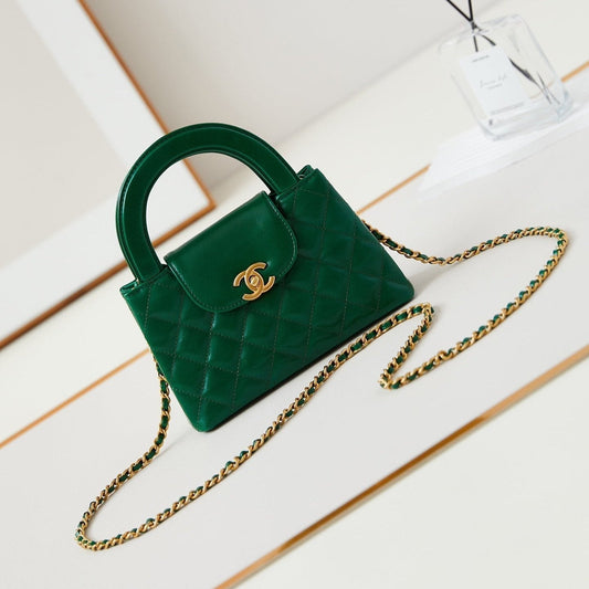 Sac shopping Kelly nano 19 cm en cuir d'agneau vert CC 24A 