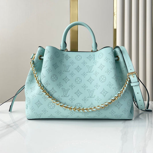 ベラ トートバッグ 32インチ スカイブルー モノグラム パーフォレーテッドカーフスキン ゴールド金具