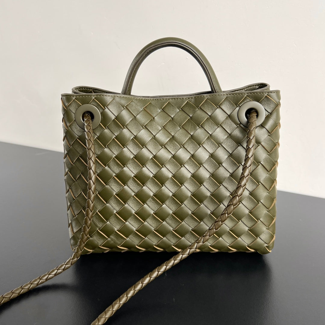 bv medium andiamo 32 cuir d'agneau vert kaki 