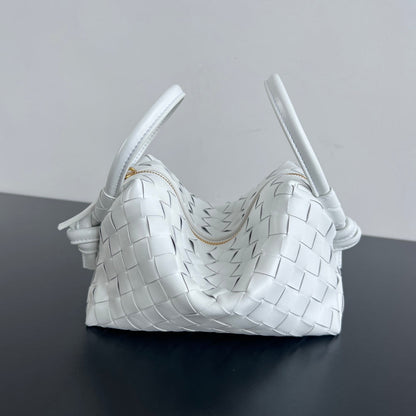 Sac à bandoulière BV Loop Top Handle 19 cm en cuir d'agneau blanc