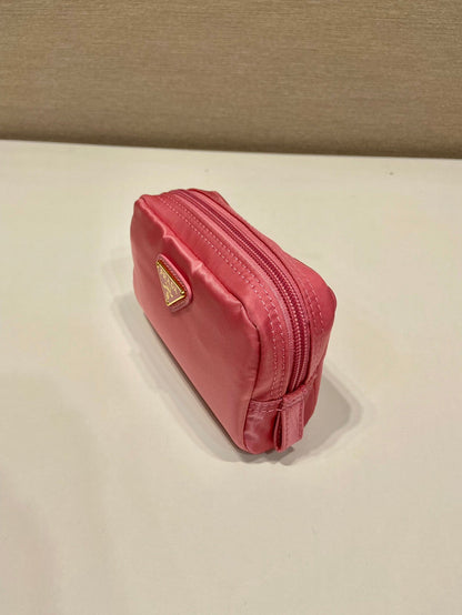 Pochette 12 en nylon recyclé rose bonbon