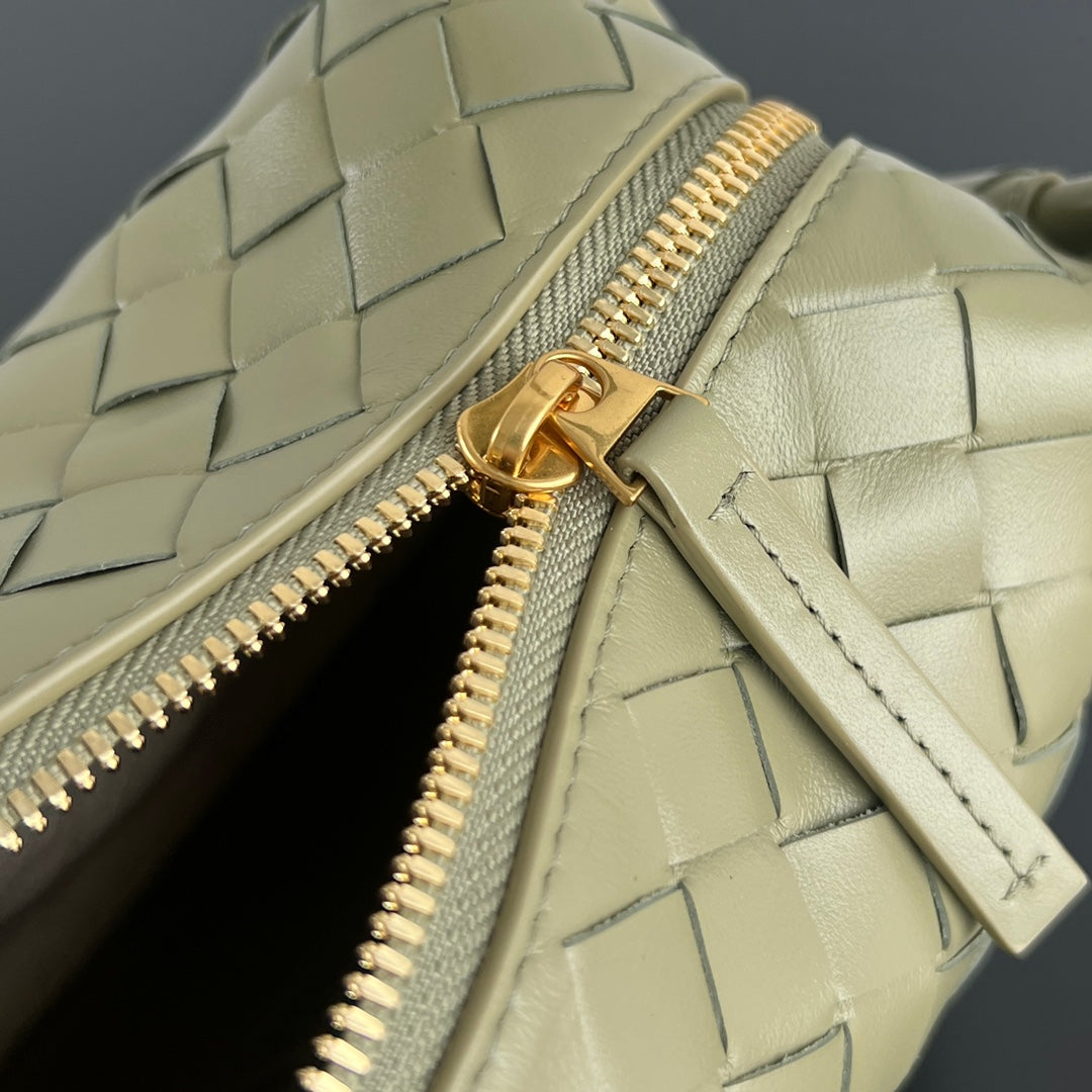 Sac à main BV Loop Top Handle 19 cm en cuir d'agneau vert beige