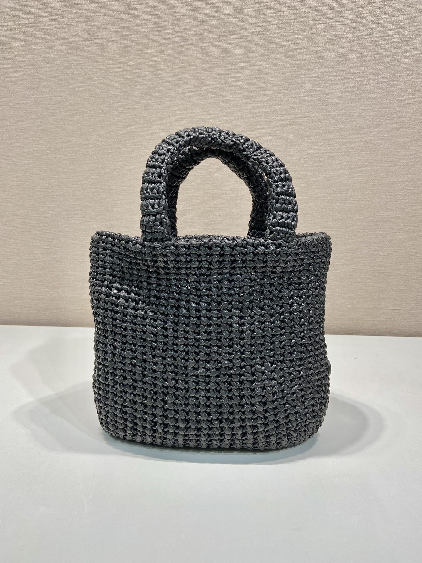 スモールクロシェトートバッグ 24インチ ブラックミックスイエローラフィア