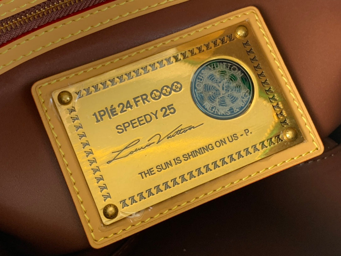 SPEEDY P9 BANDOULIÈRE 25 EN CUIR DE VEAU MONOGRAMME VERT ÉMERAUDE