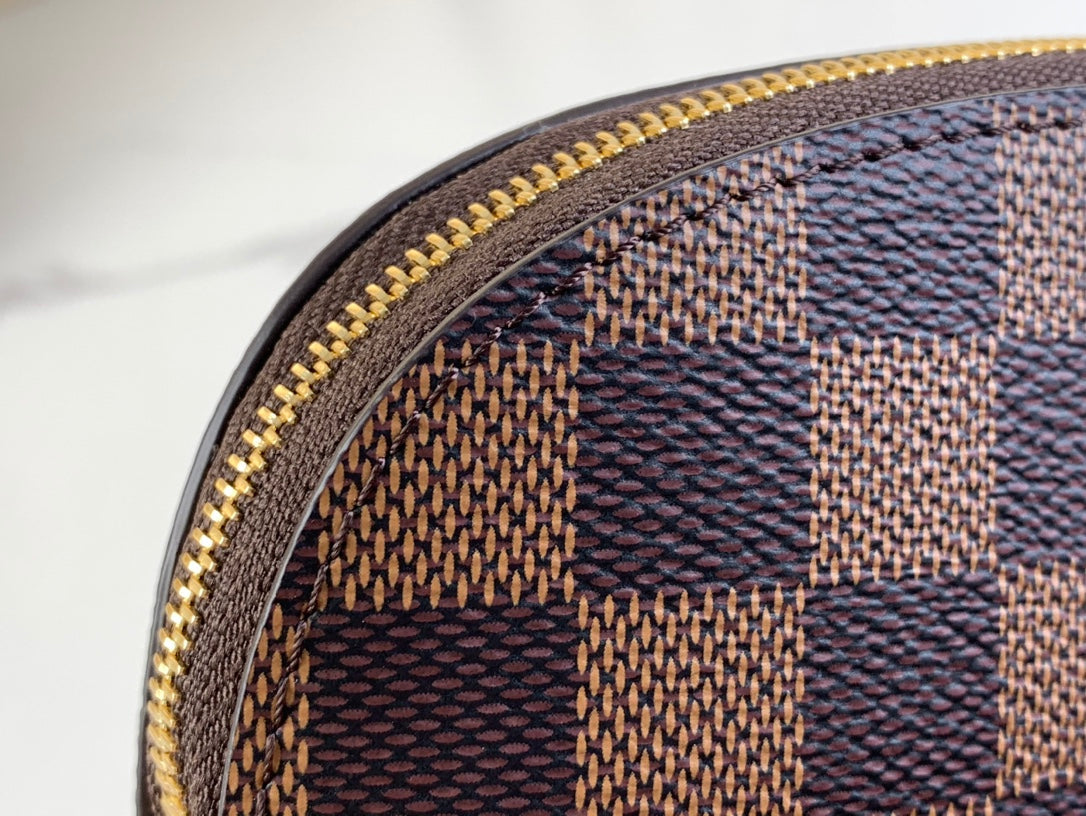 TROUSSE COSMETIQUE PM 19 EN TOILE DAMIER EBENE MARRON