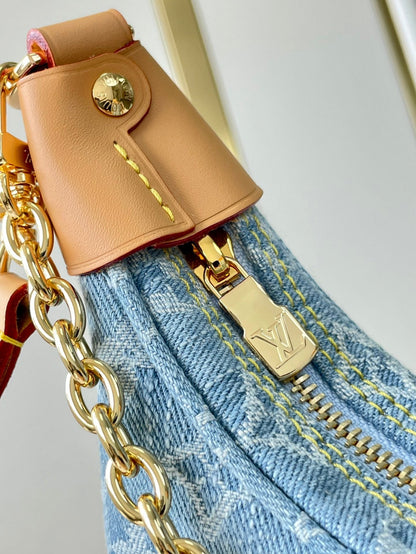 LOOP 29 EN DENIM MONOGRAMME BLEU QUINCAILLERIE DORÉ