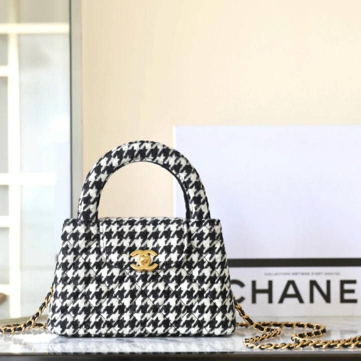 Sac cabas Kelly cc 24a nano 19 cm en tweed noir et blanc 