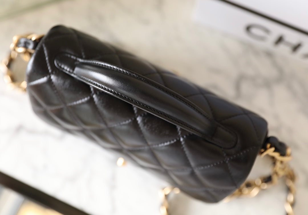 cc 24a フラップバッグ 20cm トップハンドル ブラック ラムスキン ゴールド金具