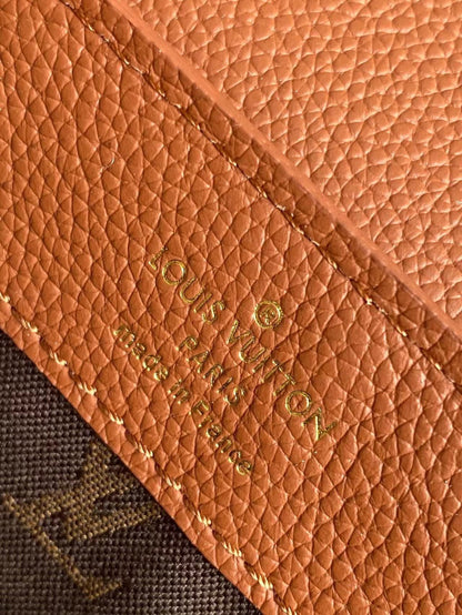 DAUPHINE SOFT MM 24 EN CUIR DE VEAU COGNAC, QUINCAILLERIE DORÉ