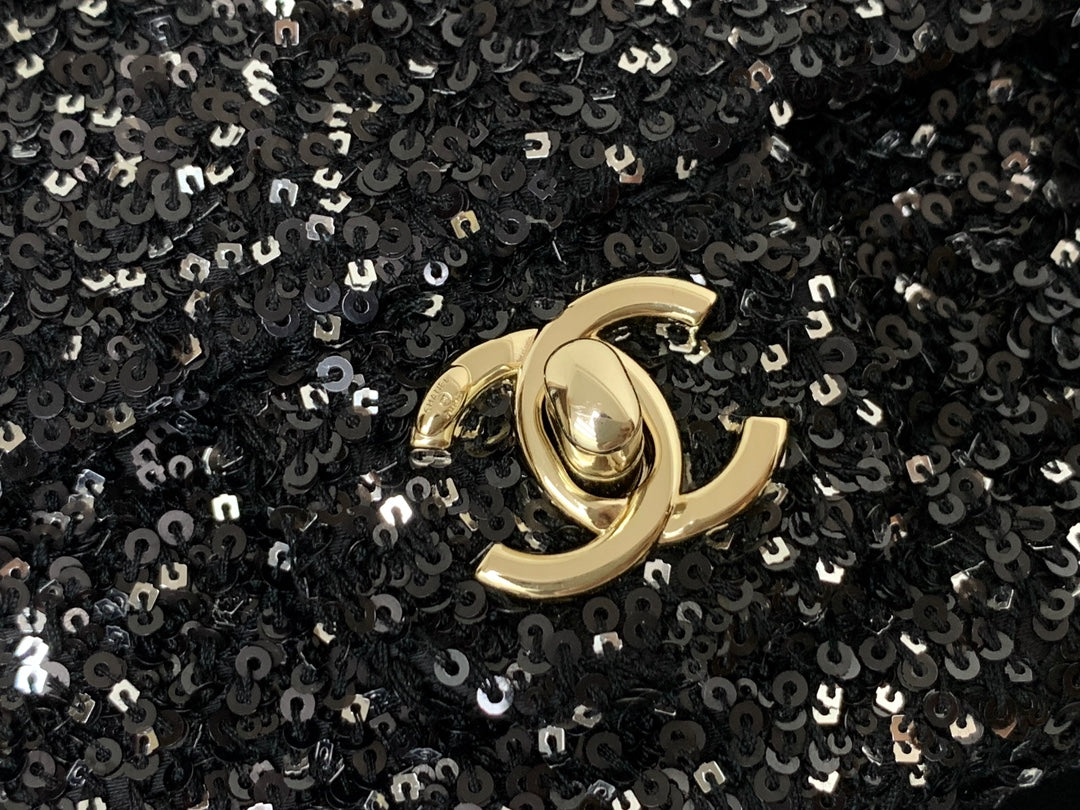 Sac à rabat 25C 20 cm en cuir de veau noir à pois et paillettes argentées