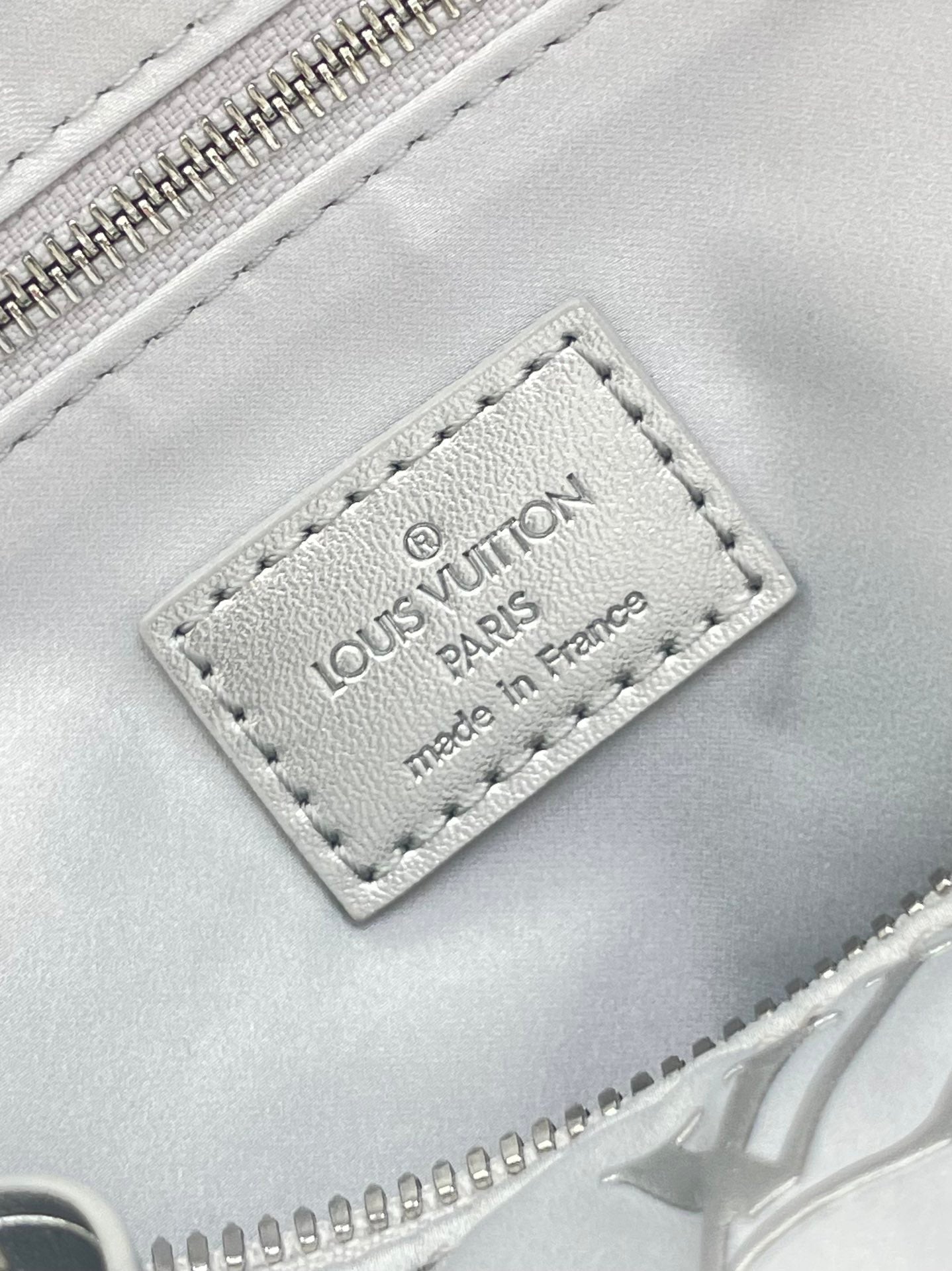 SAC À BANDOULIÈRE SPEEDY 25 PO EN NYLON MONOGRAMME ARGENT DÉGRADÉ, QUINCAILLERIE ARGENTÉE