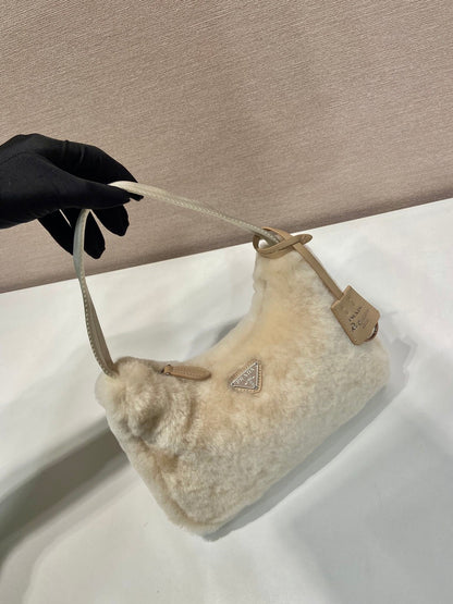 SAC HOBO 23 EN FOURRURE DE LAPIN BEIGE