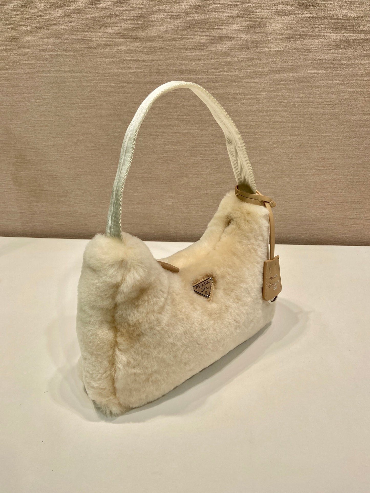 SAC HOBO 23 EN FOURRURE DE LAPIN BEIGE