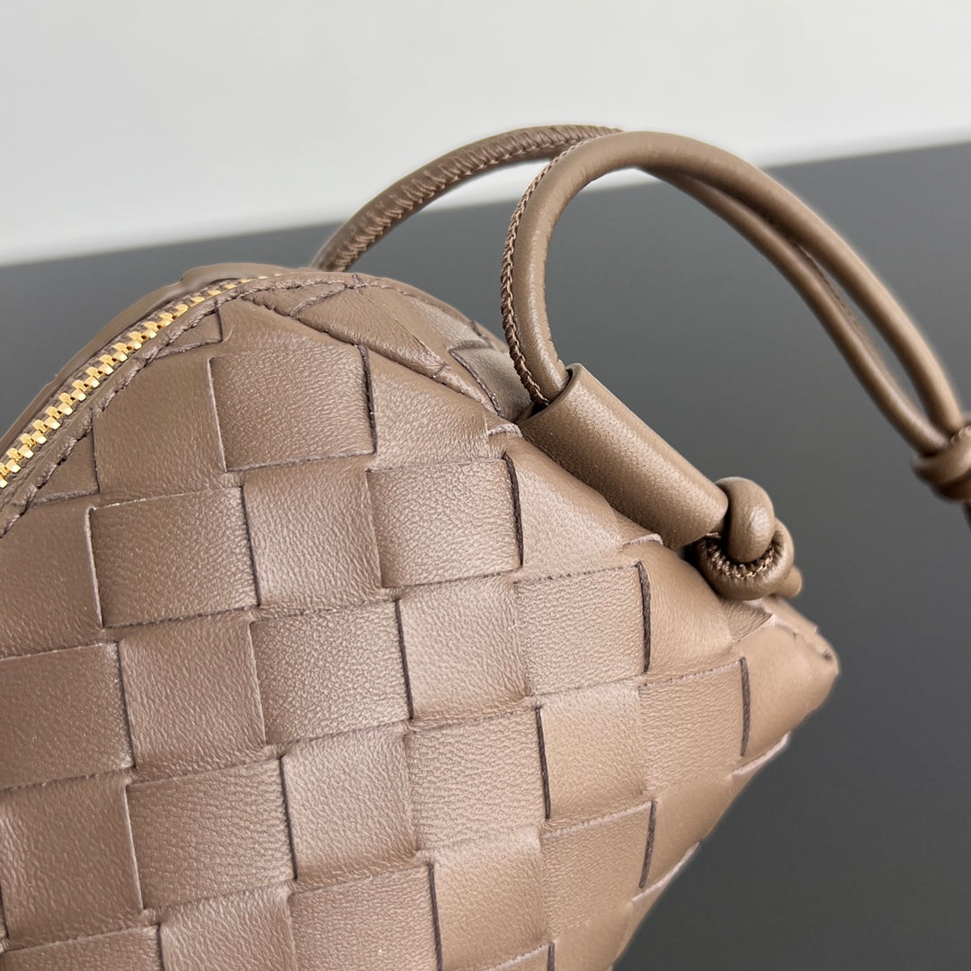 Pochette de concert BV 18,5 cm en cuir d'agneau marron