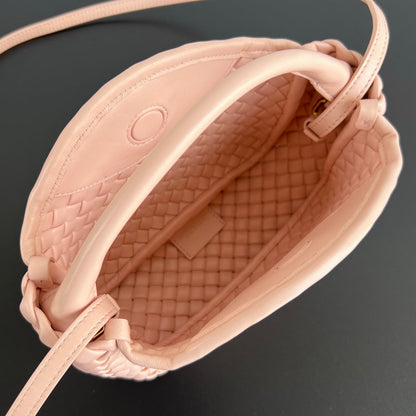 Petit sac à main BV Cobble Top Handle 23 cm en cuir d'agneau rose pastel