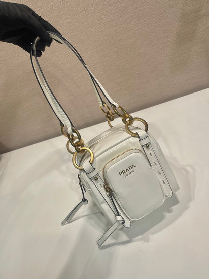 PETIT SAC RECTANGULAIRE 14 EN CUIR D'AGNEAU BLANC HUILE-CIRE QUINCAILLERIE DORÉE