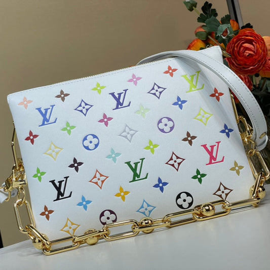 LV x TM Coussin BB 21 cm en cuir d'agneau blanc multicolore avec monogramme en relief