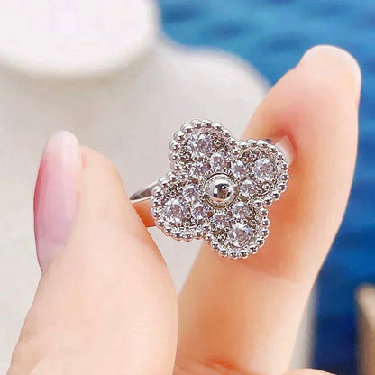 CLOVER DIAMOND RING