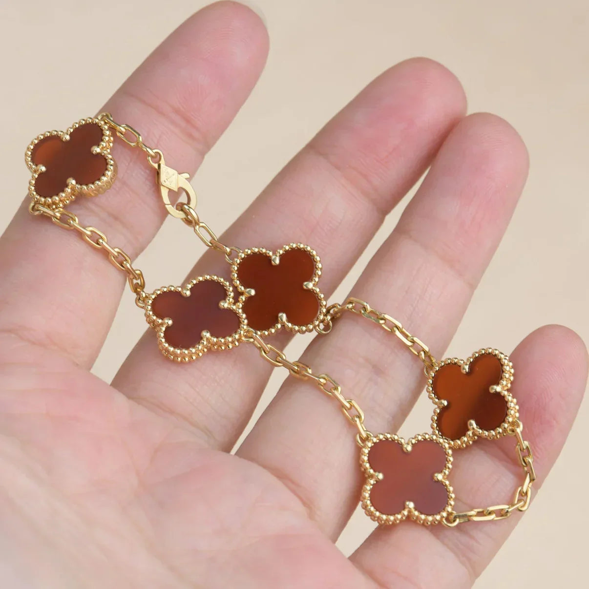 CLOVER 5 MOTIF RED CORNELIAN BRACELET COLLECTION