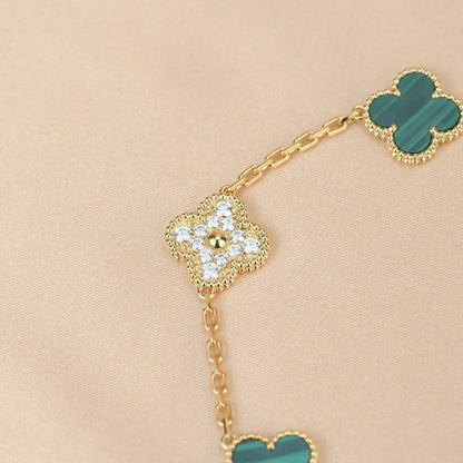 CLOVER 5 MOTIF MALACHITE BRACELET COLLECTION