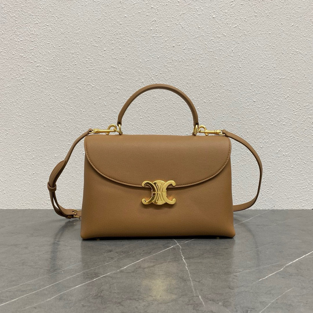 Celin Medium Nino 25 cm en cuir de veau marron avec finitions dorées