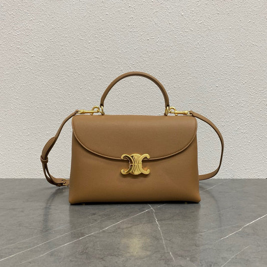 Celin Medium Nino 25 cm en cuir de veau marron avec finitions dorées
