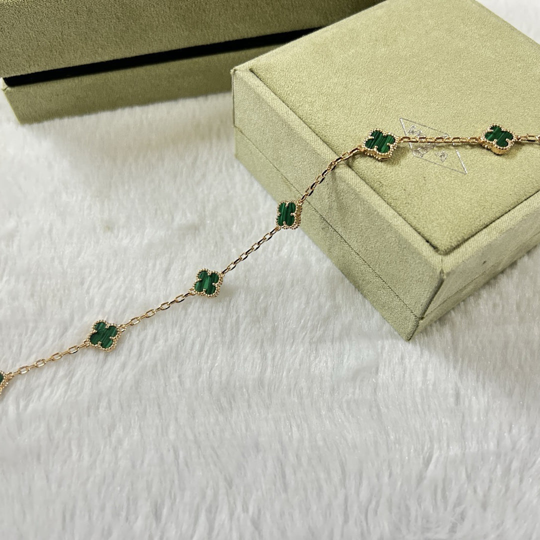 CLOVER 6 MOTIF MALACHITE BRACELET