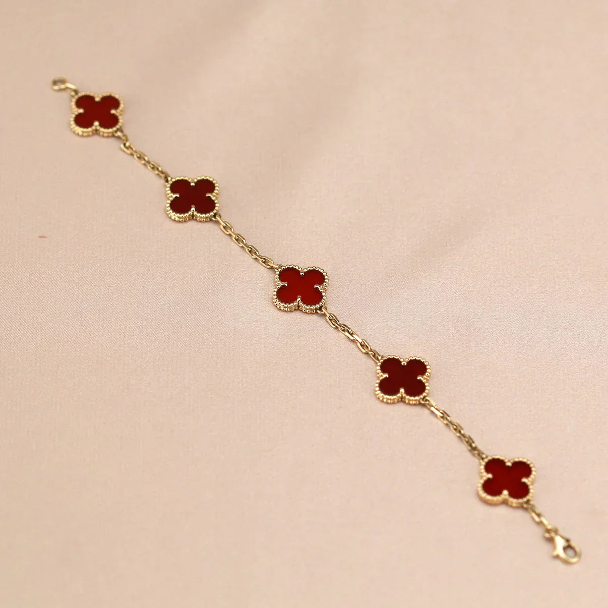 CLOVER 5 MOTIF RED CORNELIAN BRACELET COLLECTION