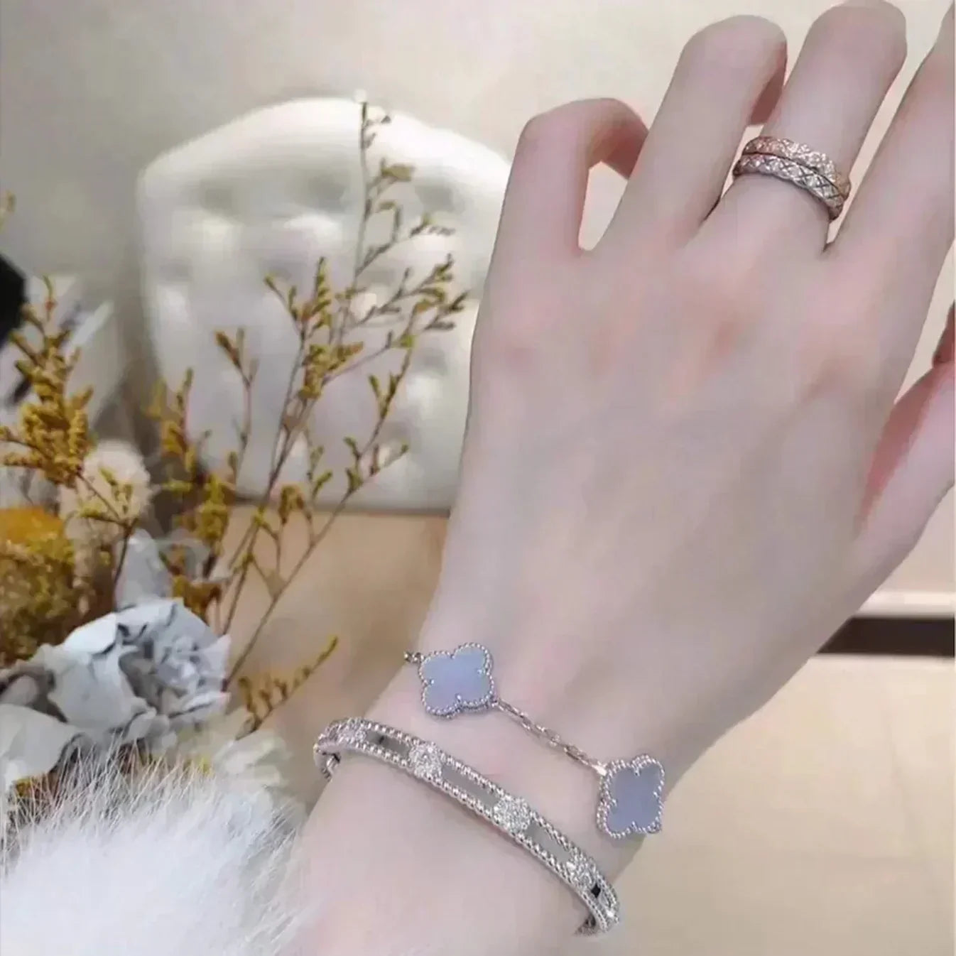 CLOVER 5 MOTIF PURPLE CHALCEDONY BRACELET COLLECTION