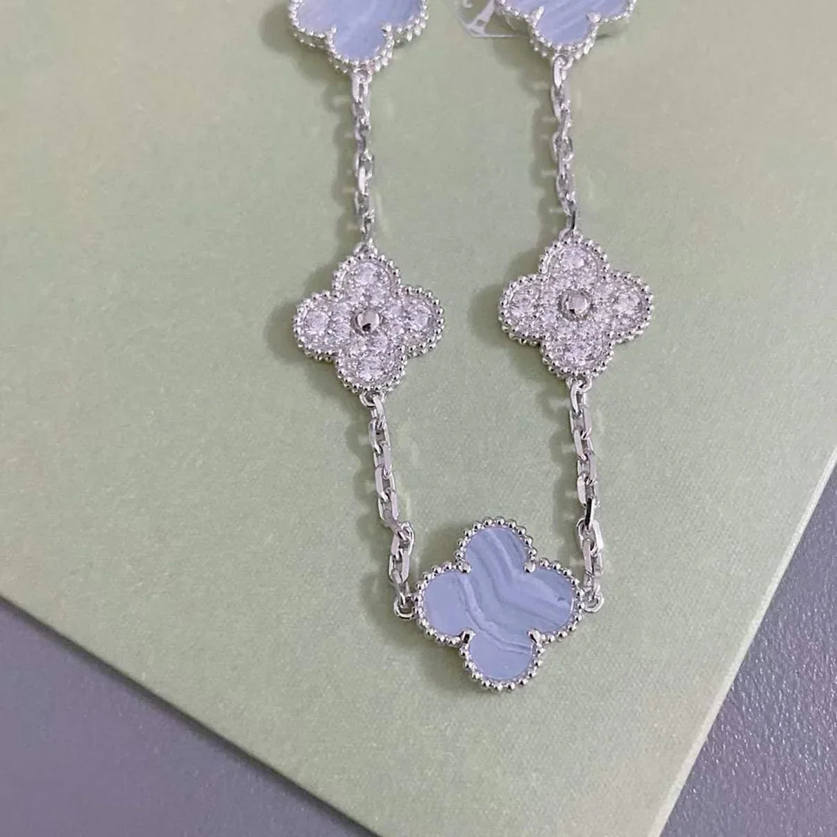 CLOVER 5 MOTIF PURPLE CHALCEDONY BRACELET COLLECTION