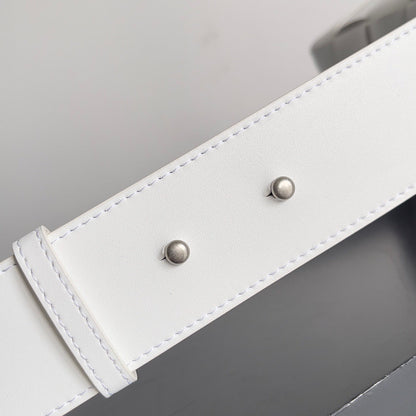 BV スモールブリック 24cm ホワイト ラムスキン