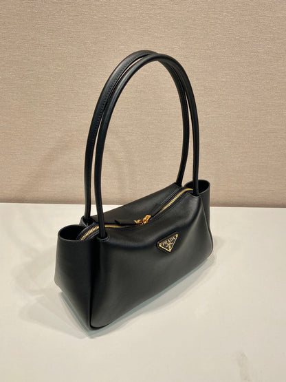 Grand sac à main en cuir de veau noir PRA 28 