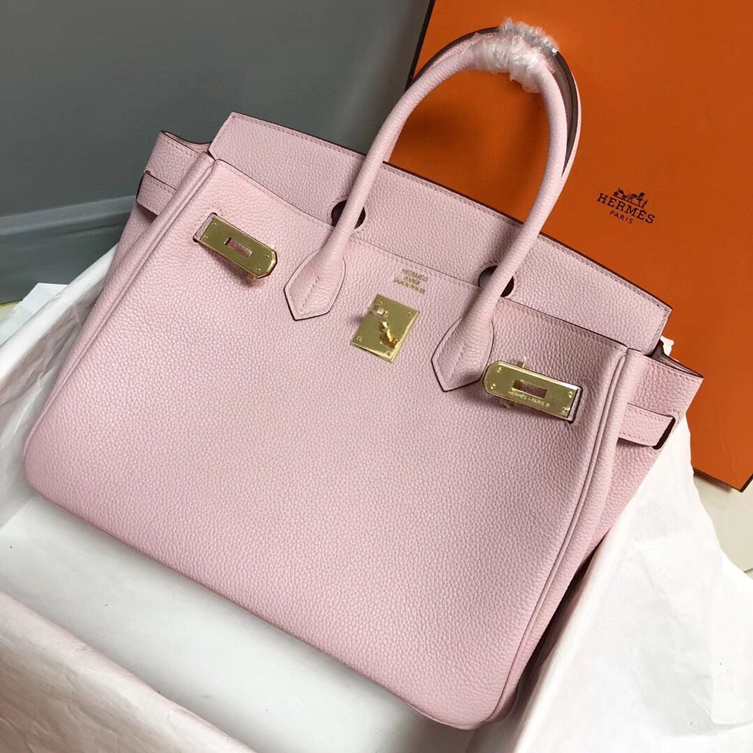 Sac HM Birkin 30 cm en cuir Togo rose et accessoires dorés