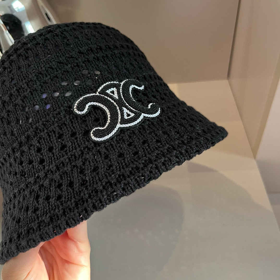 BONNET CELI TRICOTÉ ARTISANAL MODEM 179579 